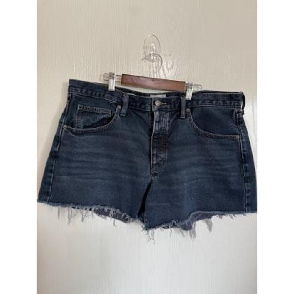 Universal Thread Black raw hem Shorts -14